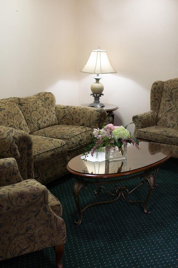 Rogue Regency Inn & Suites Medford Zewnętrze zdjęcie