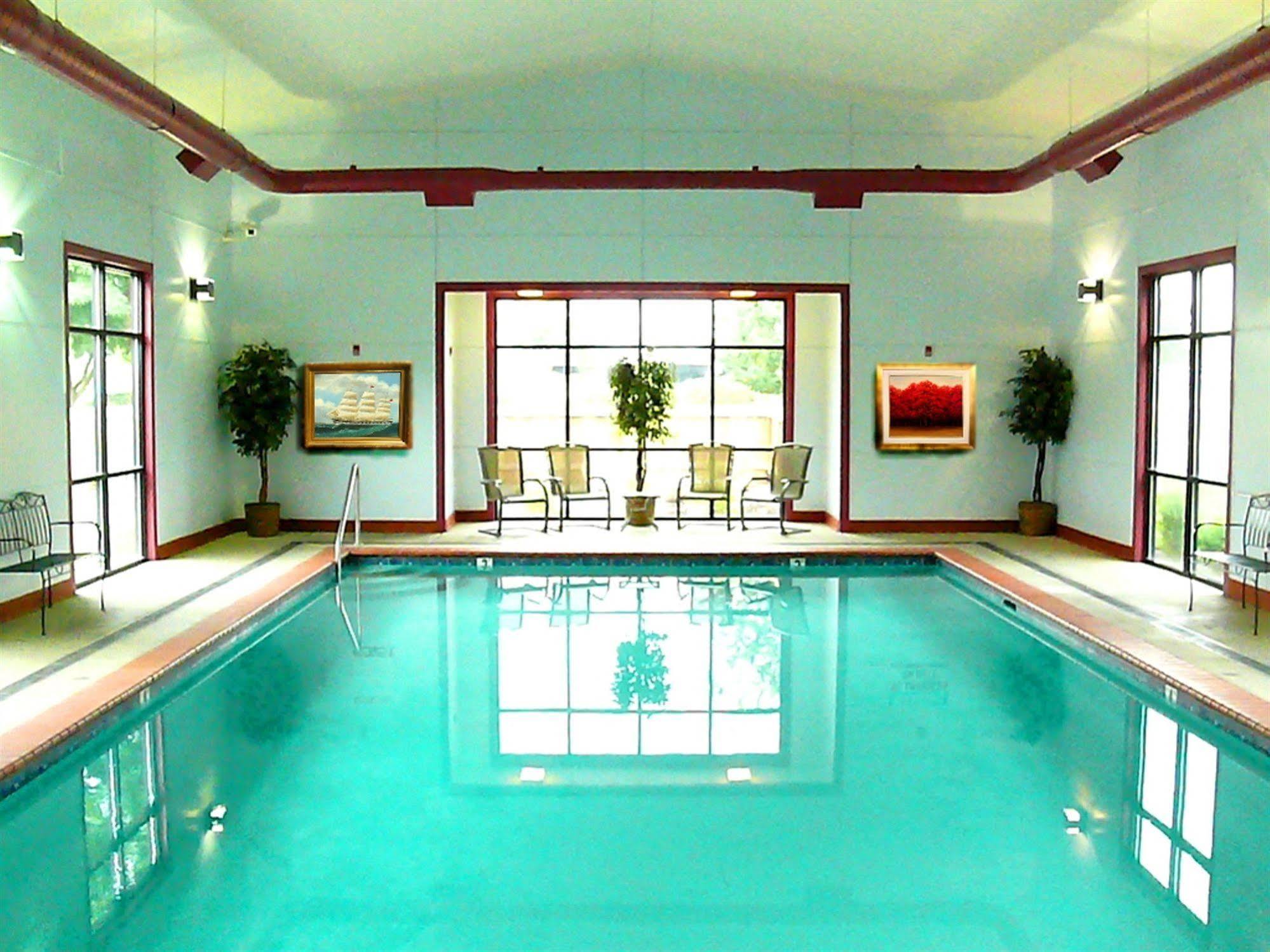 Rogue Regency Inn & Suites Medford Zewnętrze zdjęcie